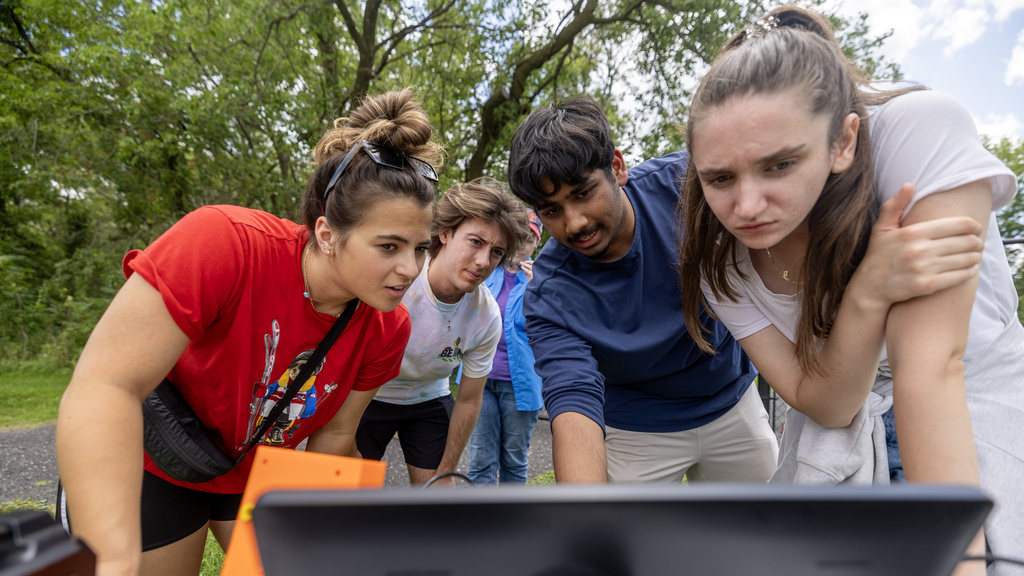 Students in the edge of space academy